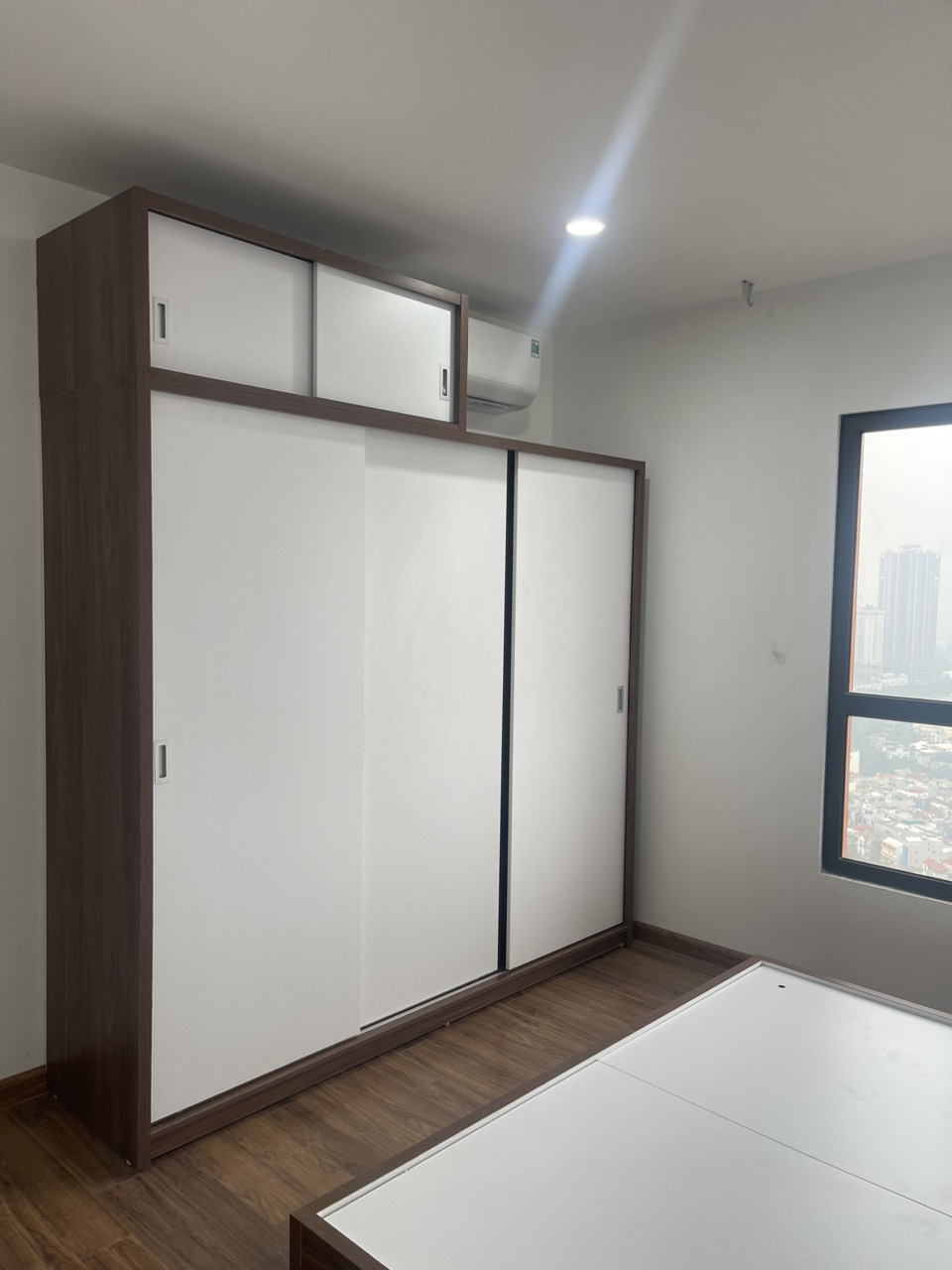 Cần Bán Căn Hộ Chung Cư Samsora 3 Ngủ 2 Vệ Sinh Giá Tốt Nhất Thị Trường