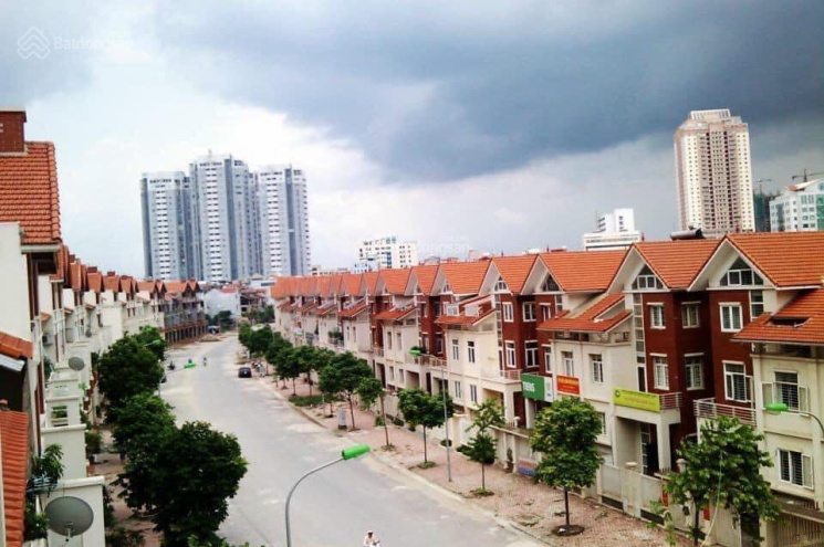 Cho thuê nhà liền kề Làng Việt Kiều Châu Âu tiện nghi để ở hoặc kinh doanh tại khu vực Hà Đông.