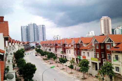 Cho thuê nhà liền kề Làng Việt Kiều Châu Âu tiện nghi để ở hoặc kinh doanh tại khu vực Hà Đông.